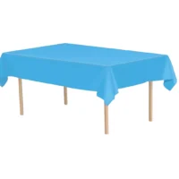 Mantel plástico celeste, 137 x 274 cms
