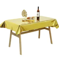 Mantel metalizado dorado, 137x274 cms