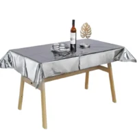 Mantel metalizado plateado, 137x274 cms