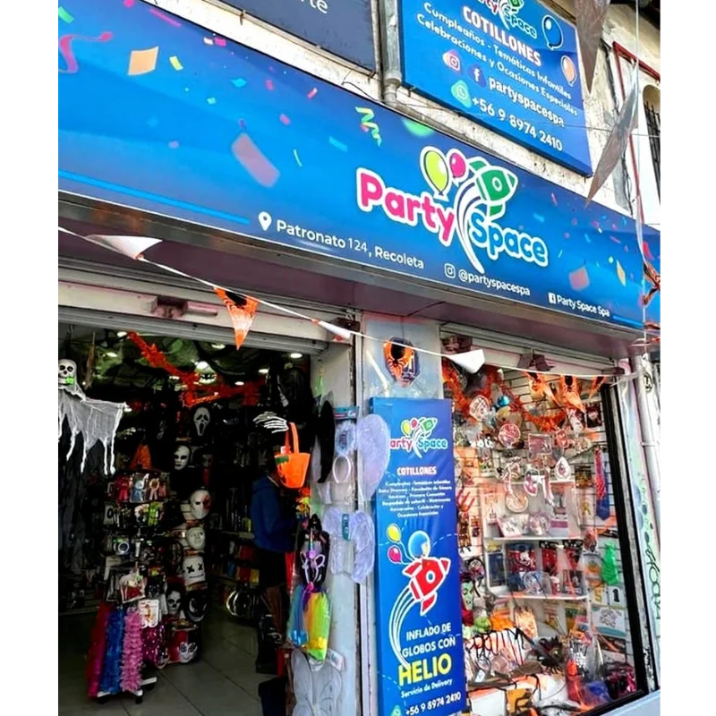 Fachada Party Space - Patronato 124, Recoleta, Santiago